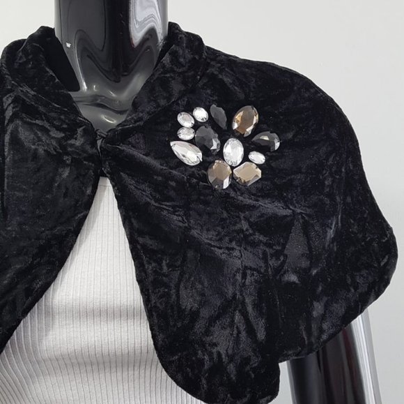 Jessica Simpson Short Poncho Size S.  (E) - Picture 4 of 4